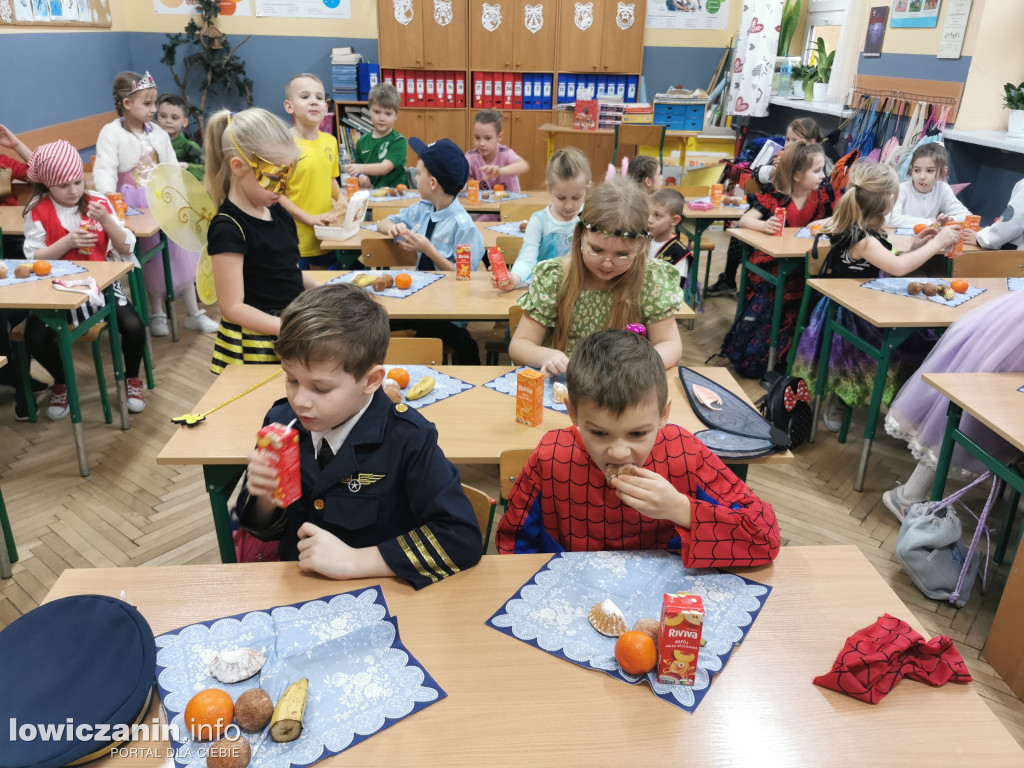 Zabawa karnawałowa w Szkole Podstawowej nr 1 w Łowiczu