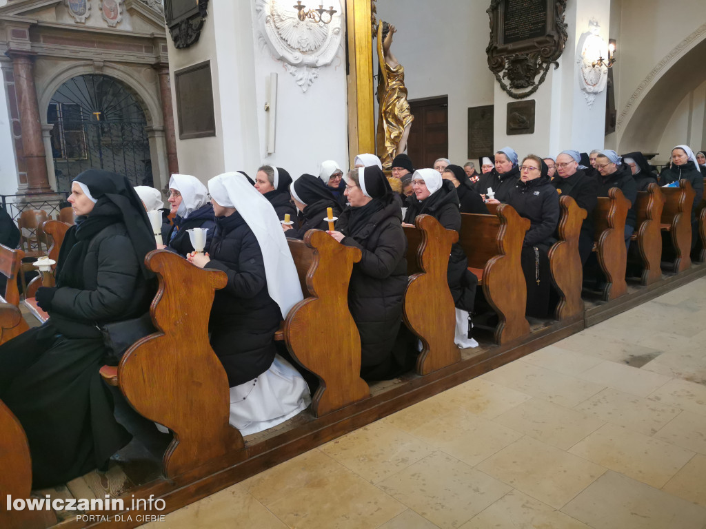 Dzień Życia Konsekrowanego w łowickiej katedrze
