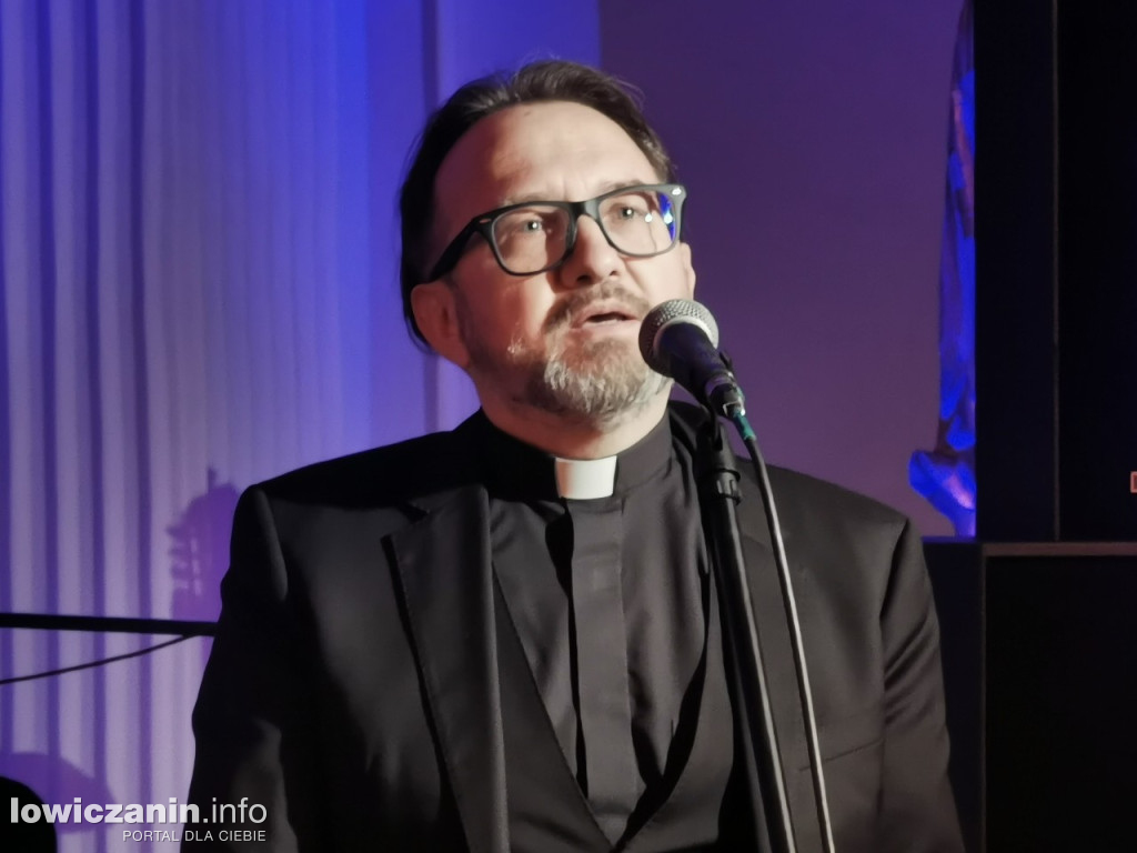Koncert Eleni w łowickim muzeum