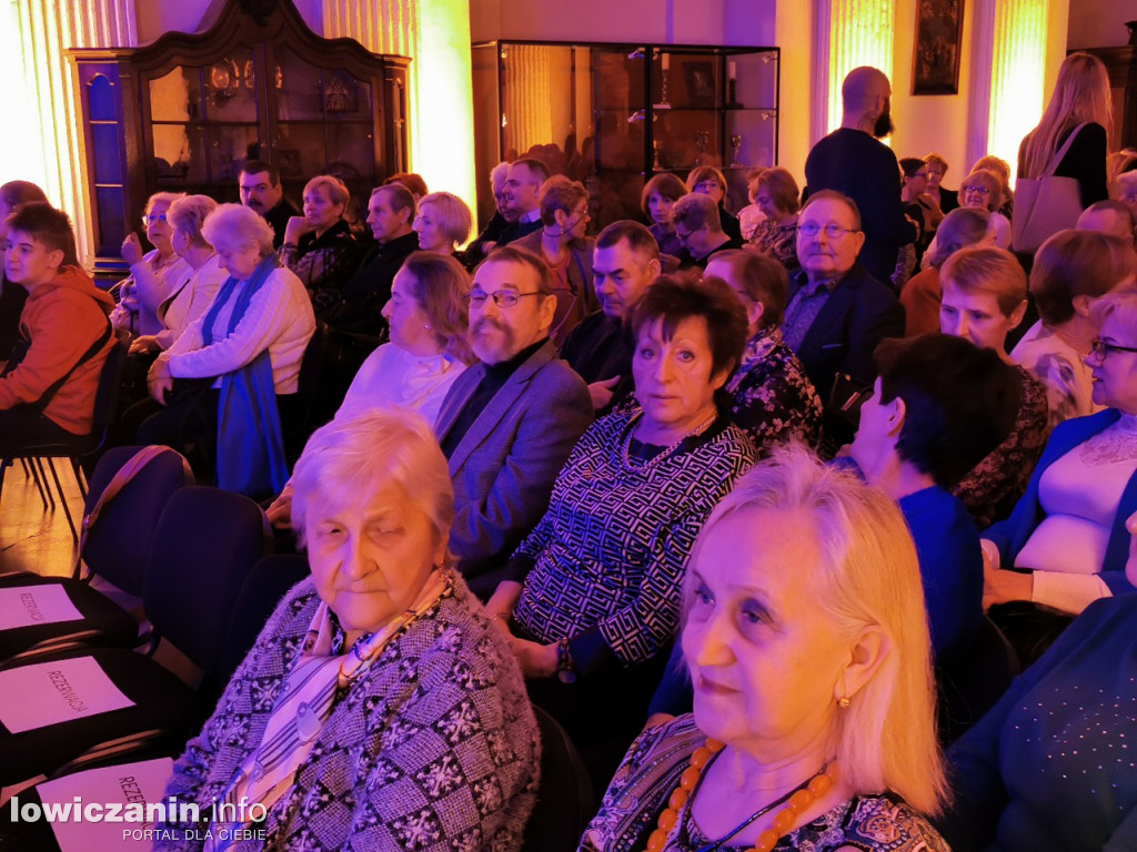 Koncert Eleni w łowickim muzeum