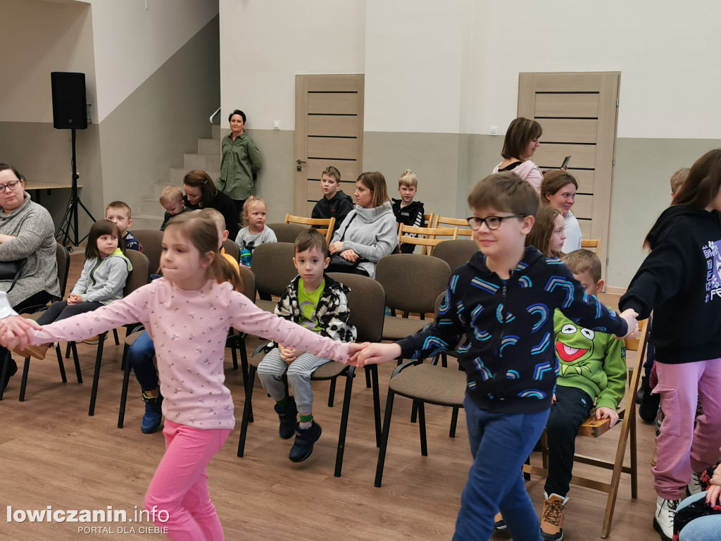 Spektakl dla dzieci ,,Koziołek Niematołek” w Boczkach i Kocierzewie