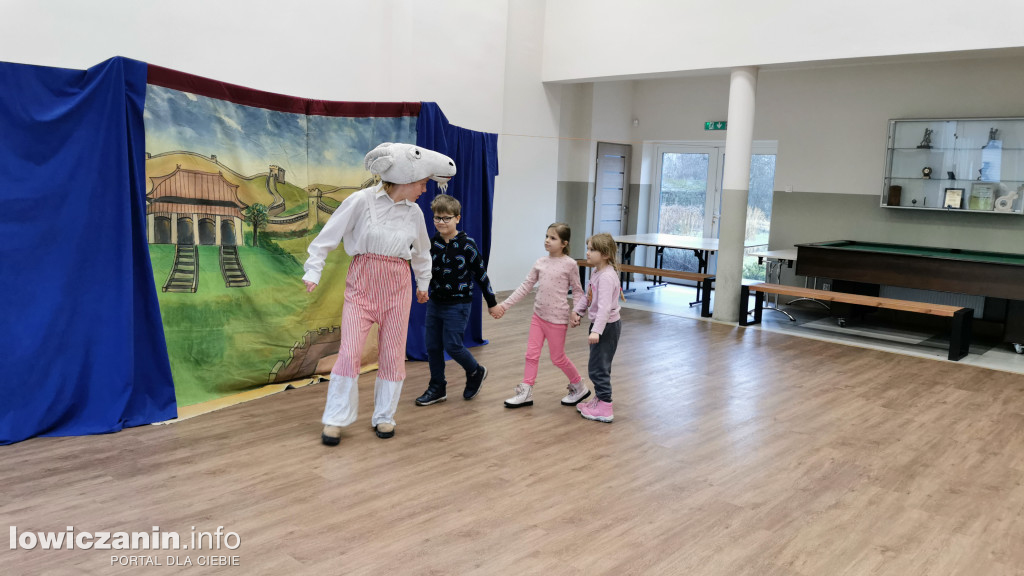 Spektakl dla dzieci ,,Koziołek Niematołek” w Boczkach i Kocierzewie