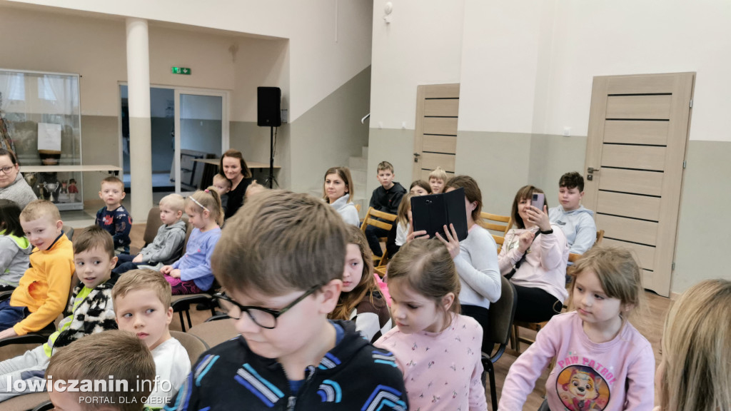 Spektakl dla dzieci ,,Koziołek Niematołek” w Boczkach i Kocierzewie
