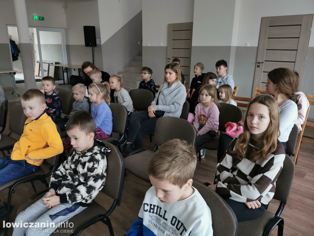 Spektakl dla dzieci ,,Koziołek Niematołek” w Boczkach i Kocierzewie