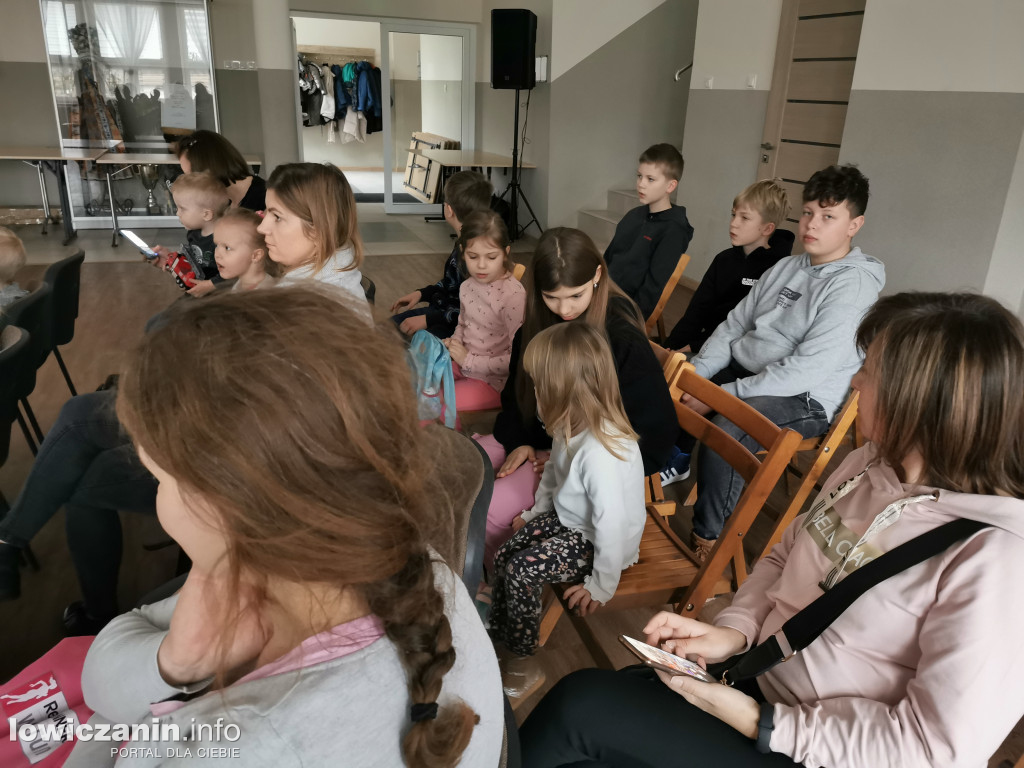 Spektakl dla dzieci ,,Koziołek Niematołek” w Boczkach i Kocierzewie