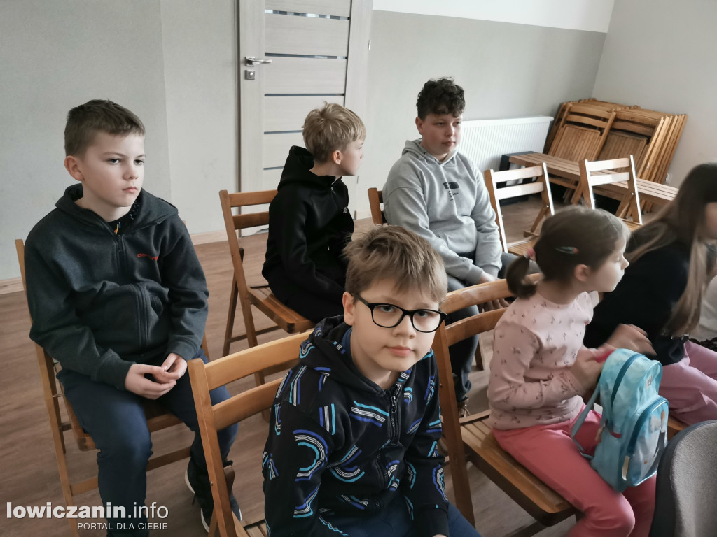 Spektakl dla dzieci ,,Koziołek Niematołek” w Boczkach i Kocierzewie