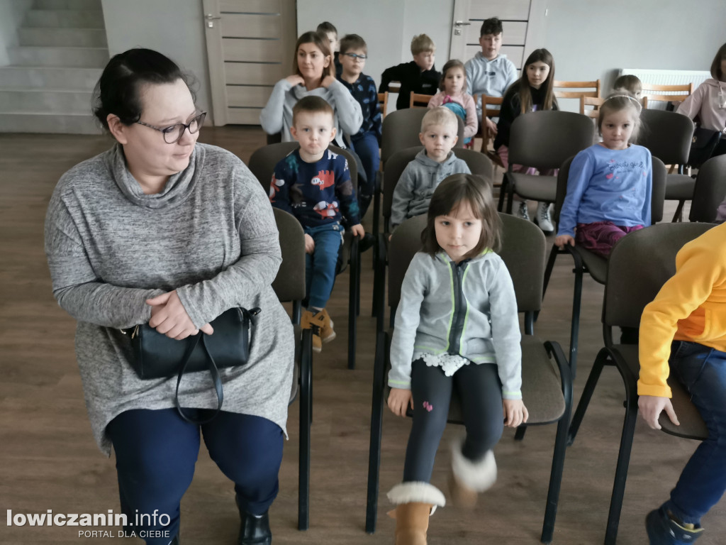 Spektakl dla dzieci ,,Koziołek Niematołek” w Boczkach i Kocierzewie
