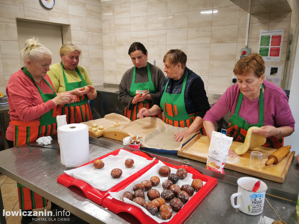 Gospodynie z Zielkowic już dzisiaj smażą pączki