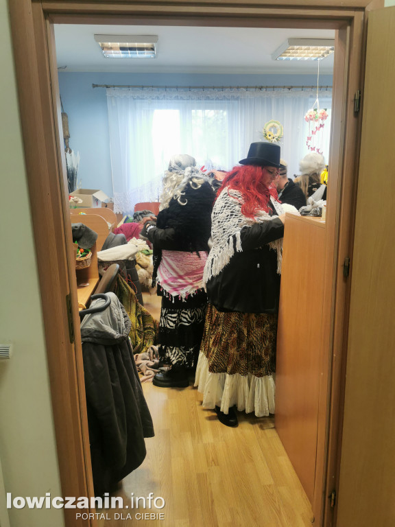 Chodzenie z Misiem w gminie Nieborów