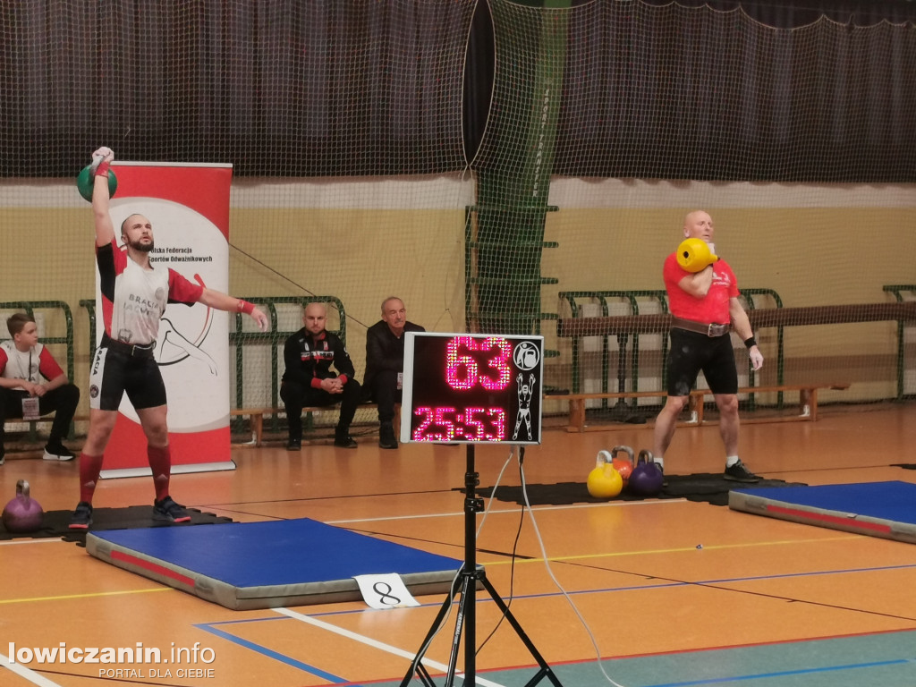 Kettlebell w hali OSiR w Łowiczu