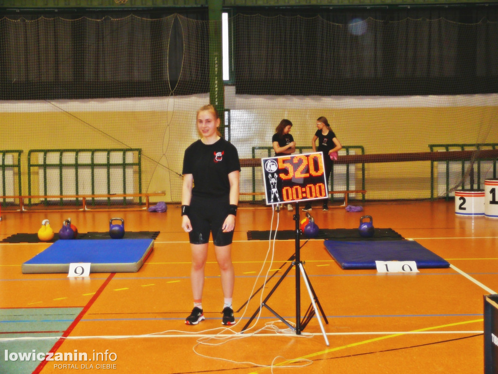 Kettlebell w hali OSiR w Łowiczu