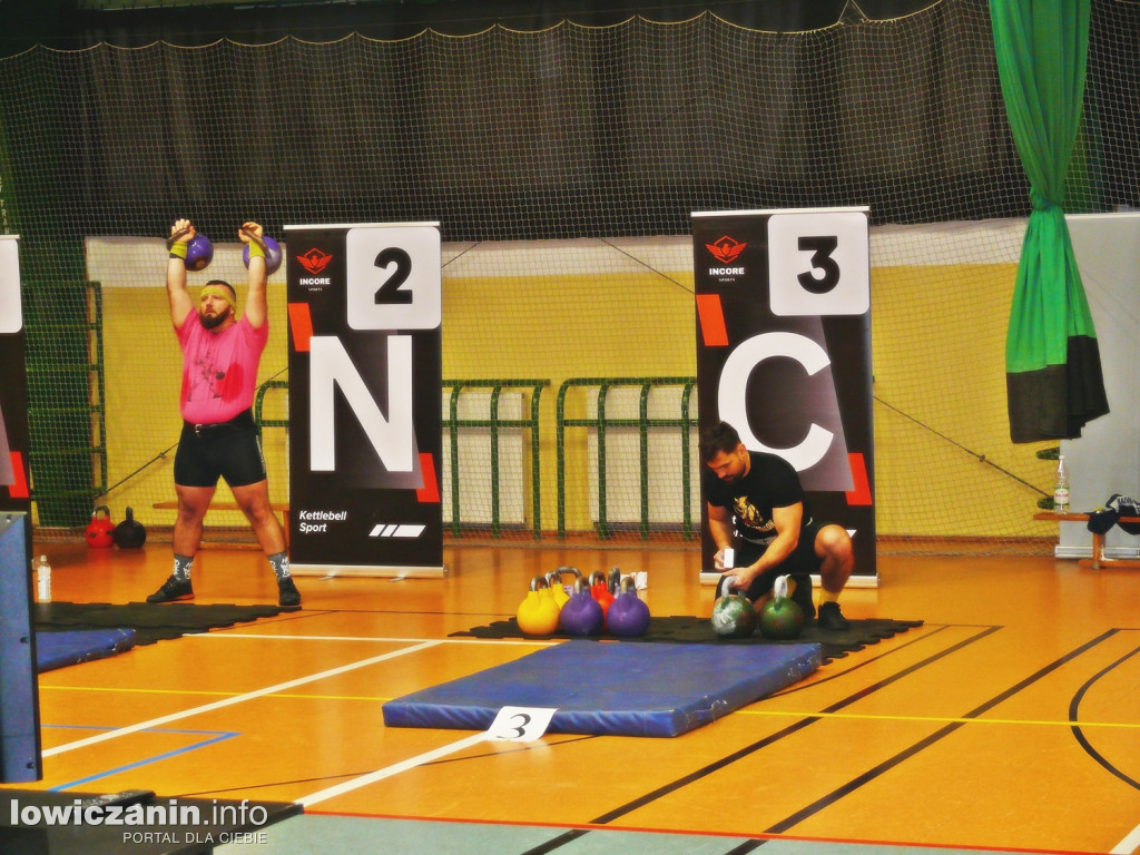 Kettlebell w hali OSiR w Łowiczu