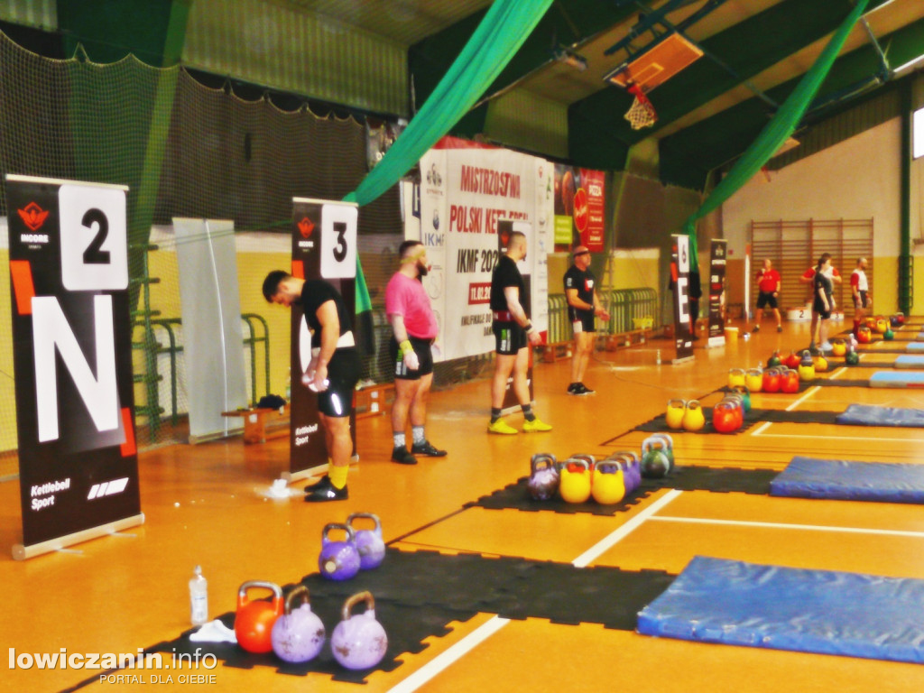 Kettlebell w hali OSiR w Łowiczu