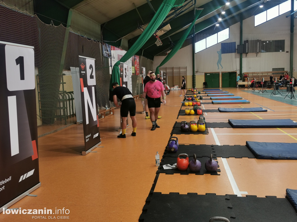 Kettlebell w hali OSiR w Łowiczu