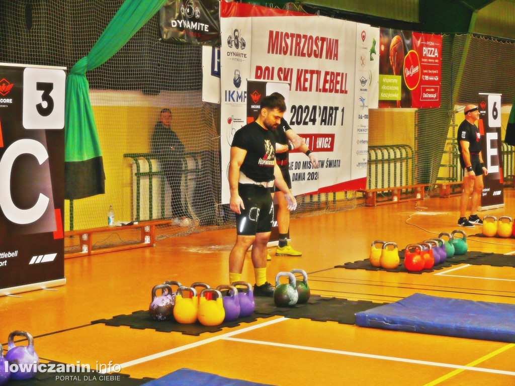 Kettlebell w hali OSiR w Łowiczu