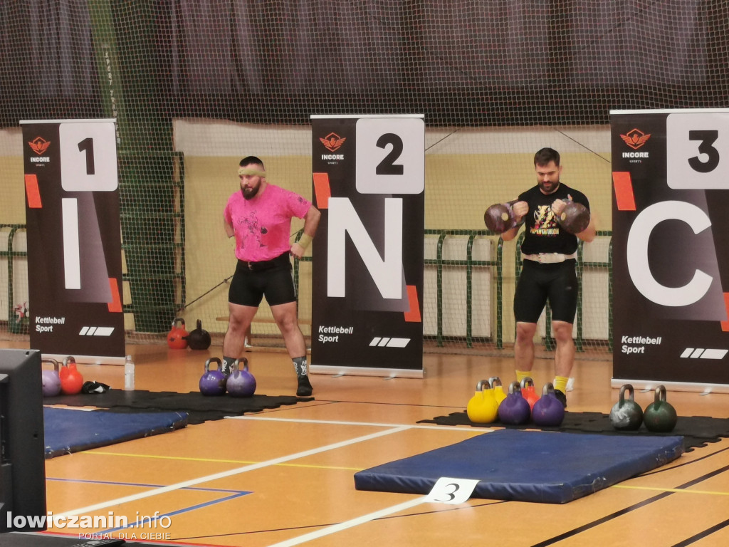 Kettlebell w hali OSiR w Łowiczu