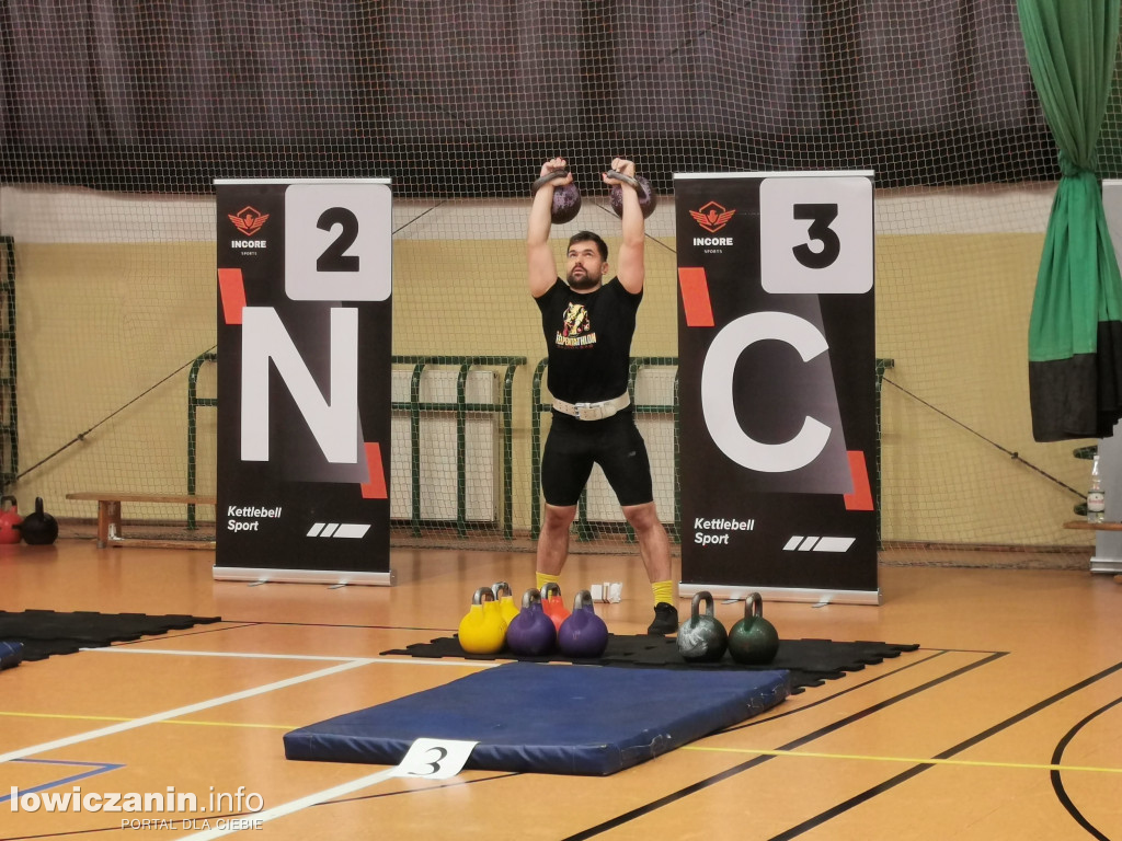 Kettlebell w hali OSiR w Łowiczu