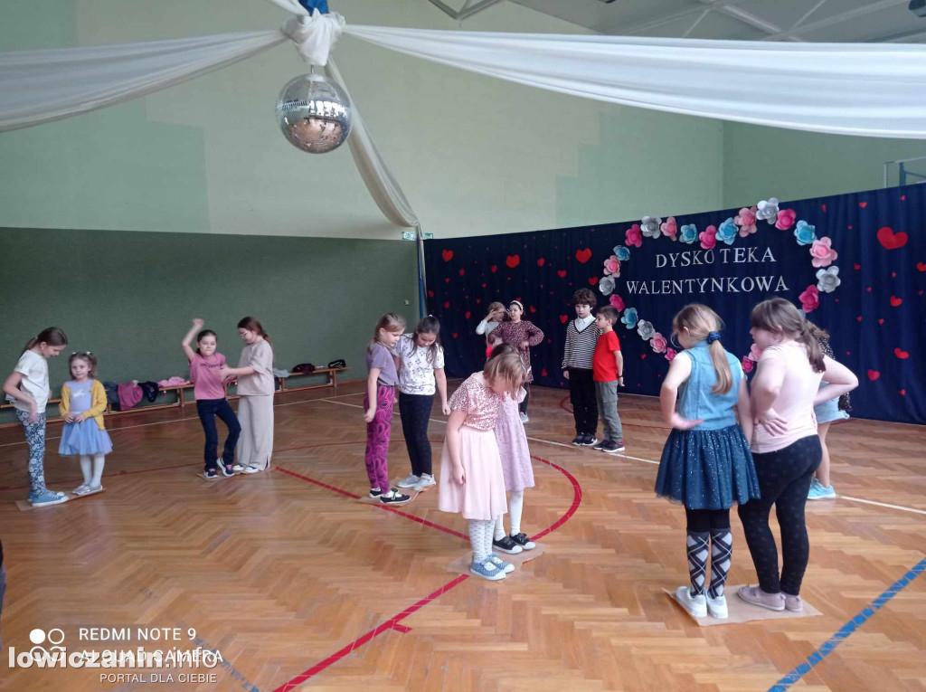 Zabawa walentynkowa w Szkole Podstawowej w Mastkach