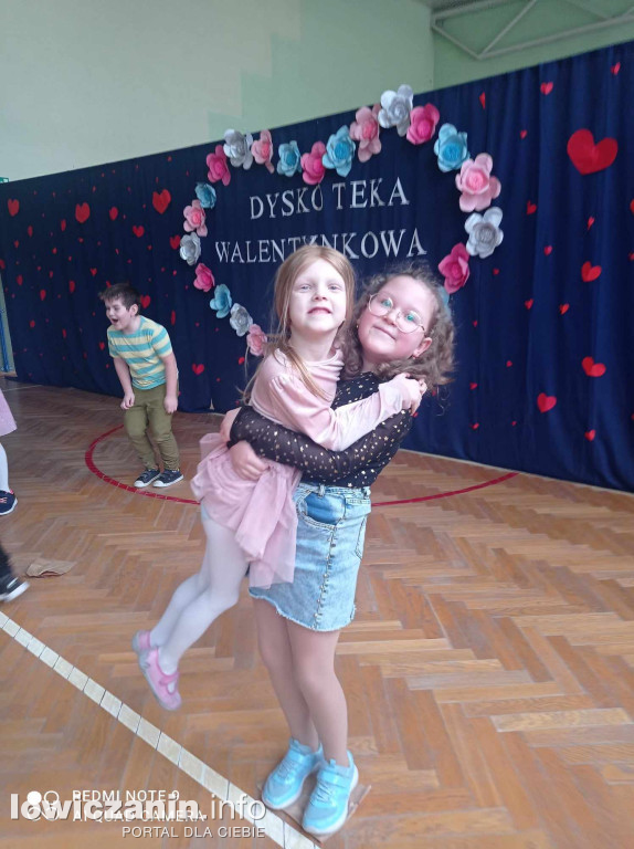 Zabawa walentynkowa w Szkole Podstawowej w Mastkach