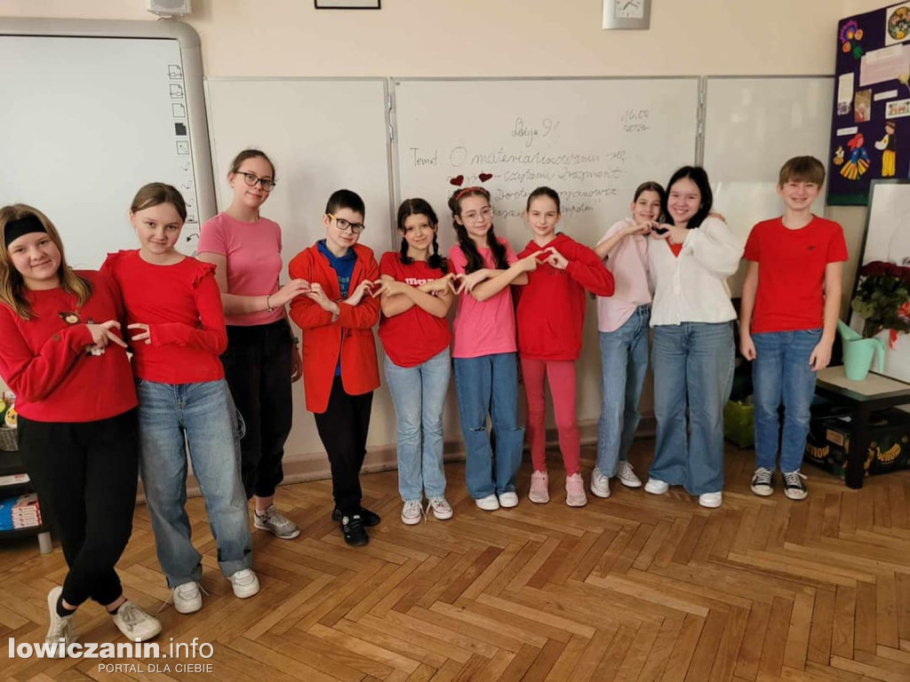 Walentynki w SP1 w Łowiczu, fot. SP1 w Łowiczu