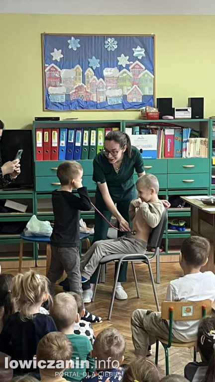 Spotkanie z doktor Agnieszką Wasilewską w Przedszkolu nr 3