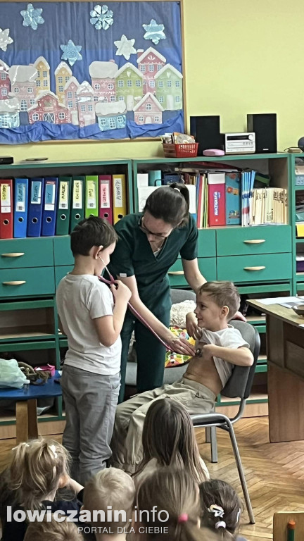 Spotkanie z doktor Agnieszką Wasilewską w Przedszkolu nr 3