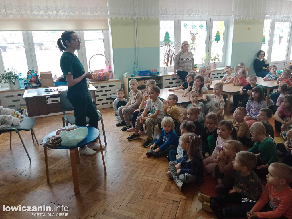 Spotkanie z doktor Agnieszką Wasilewską w Przedszkolu nr 3