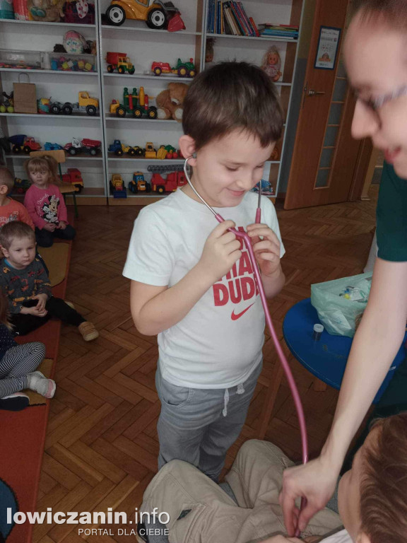 Spotkanie z doktor Agnieszką Wasilewską w Przedszkolu nr 3