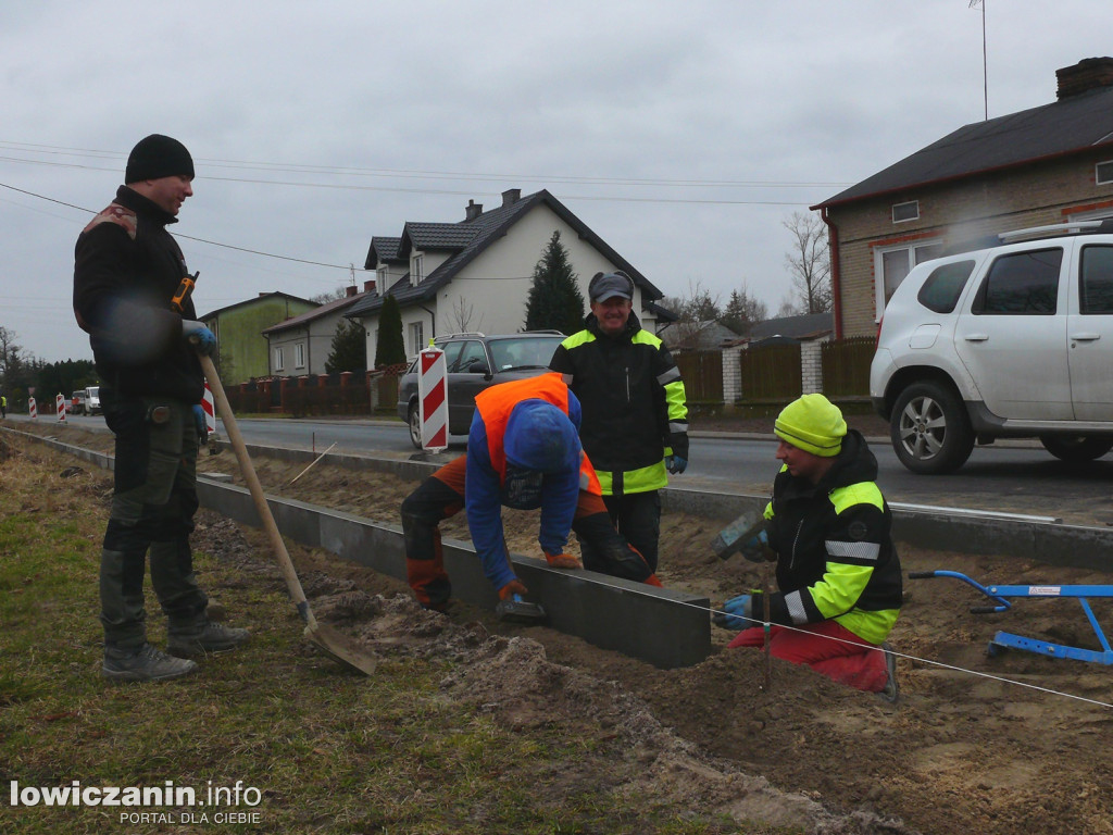 Budowa ścieżki rowerowej w Zielkowicach