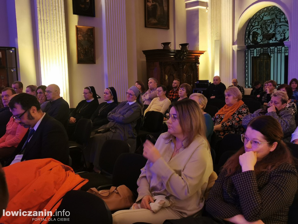 Koncert Marcina Abijskiego w łowickim muzeum