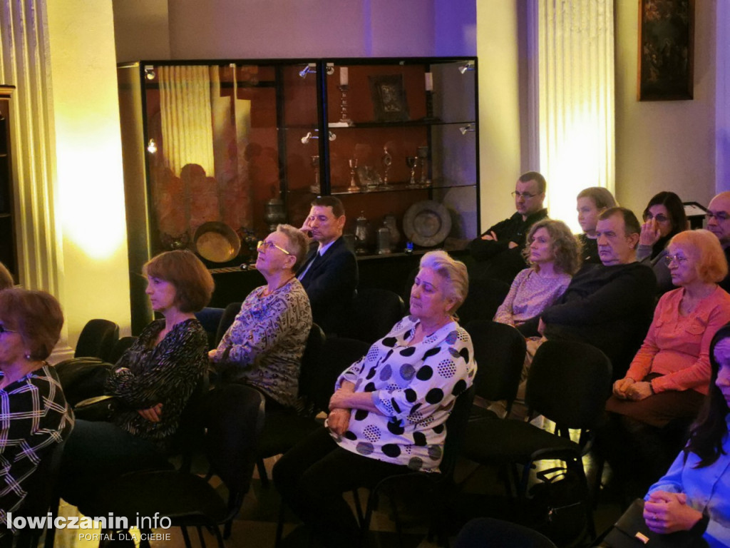 Koncert Marcina Abijskiego w łowickim muzeum