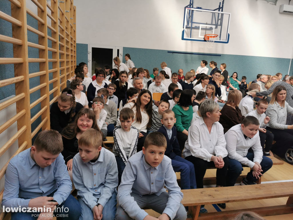 Misterium Męki Pańskiej w SOS-W im. Jana Brzechwy w Łowiczu