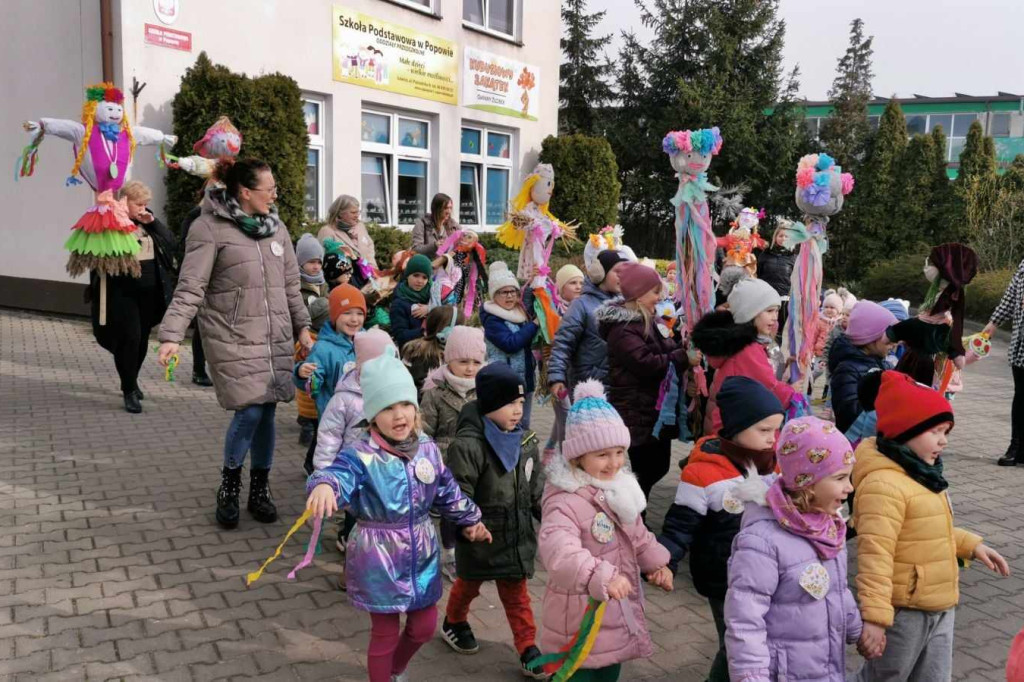 Marsz na powitanie wiosny w Popowie