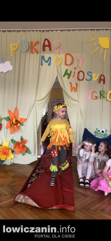 Wyjątkowy pokaz mody wiosennej w Przedszkolu Pszczółka Maja w Łowiczu