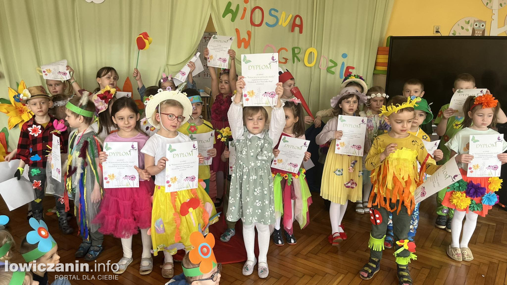 Wyjątkowy pokaz mody wiosennej w Przedszkolu Pszczółka Maja w Łowiczu