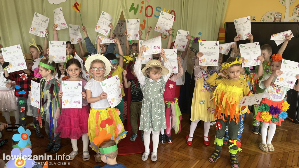 Wyjątkowy pokaz mody wiosennej w Przedszkolu Pszczółka Maja w Łowiczu
