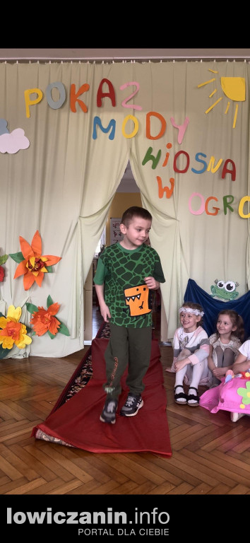 Wyjątkowy pokaz mody wiosennej w Przedszkolu Pszczółka Maja w Łowiczu