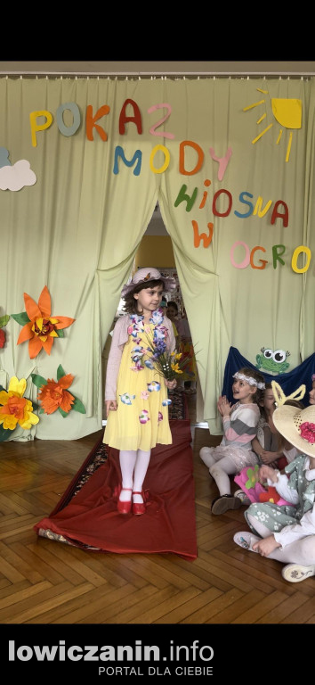 Wyjątkowy pokaz mody wiosennej w Przedszkolu Pszczółka Maja w Łowiczu