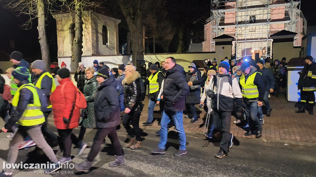 Droga krzyżowa w Kiernozi