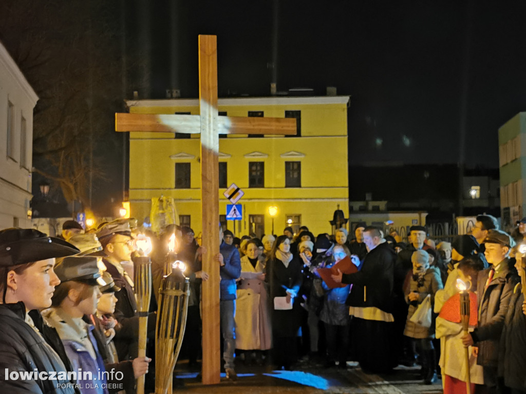 Droga Krzyżowa przeszła ulicami Łowicza