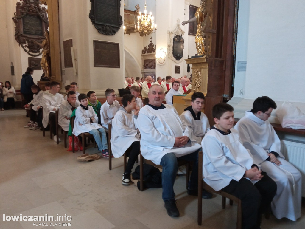 Msza jedności kapłańskiej w łowickiej katedrze