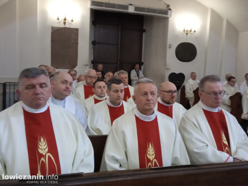 Msza jedności kapłańskiej w łowickiej katedrze