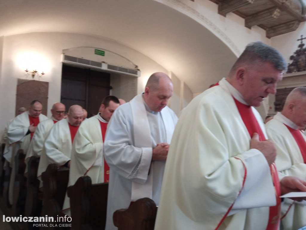 Msza jedności kapłańskiej w łowickiej katedrze