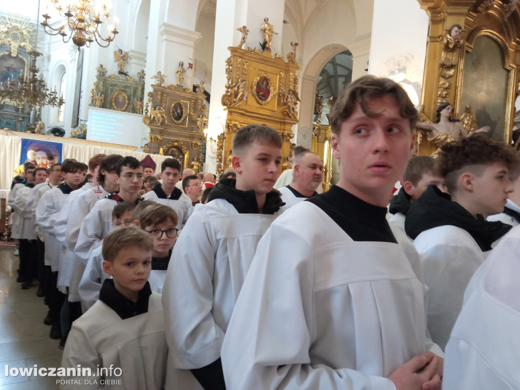 Msza jedności kapłańskiej w łowickiej katedrze