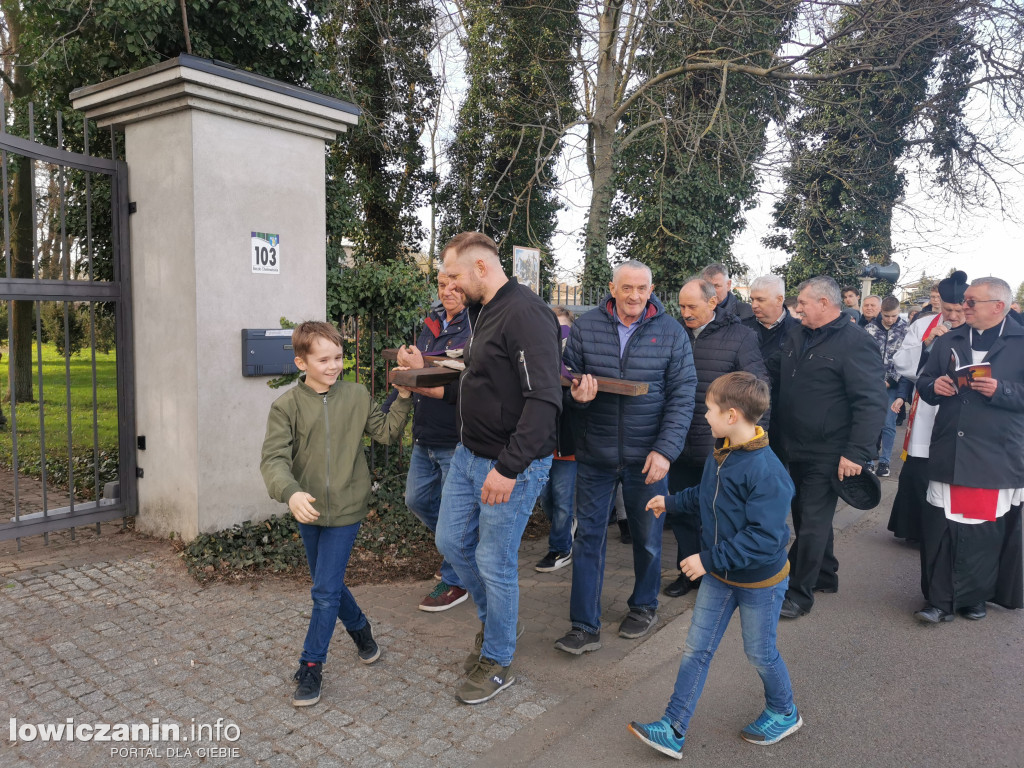 Droga krzyżowa w Boczkach Chełmońskich