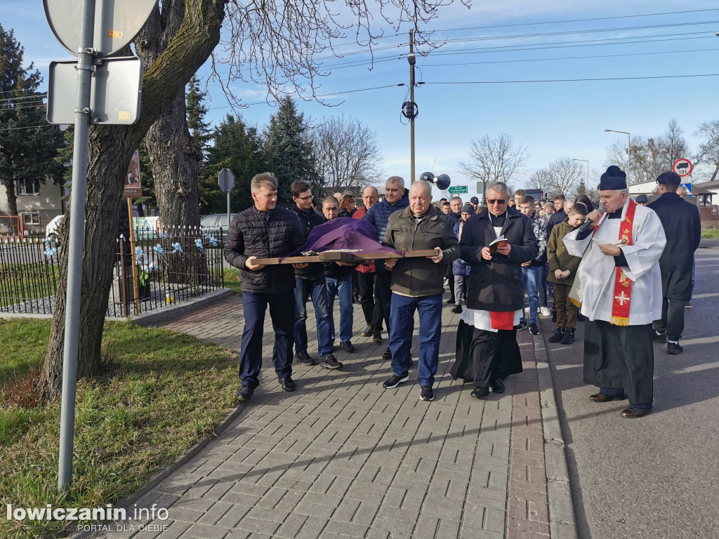 Droga krzyżowa w Boczkach Chełmońskich