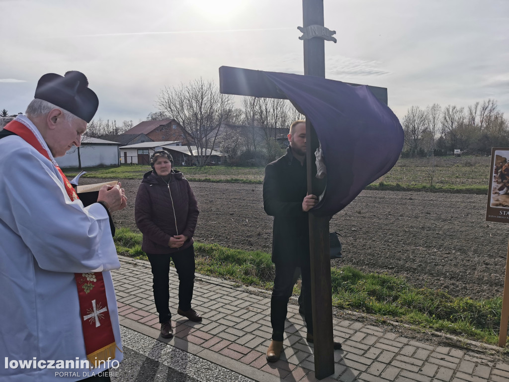 Droga krzyżowa w Boczkach Chełmońskich