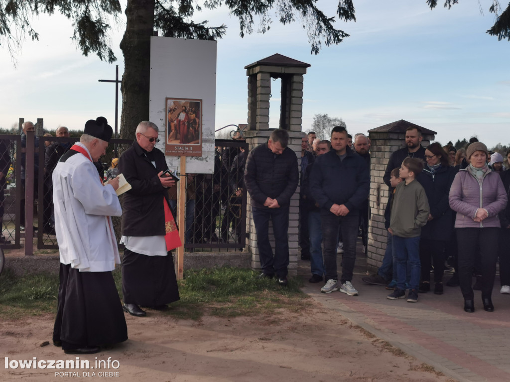 Droga krzyżowa w Boczkach Chełmońskich
