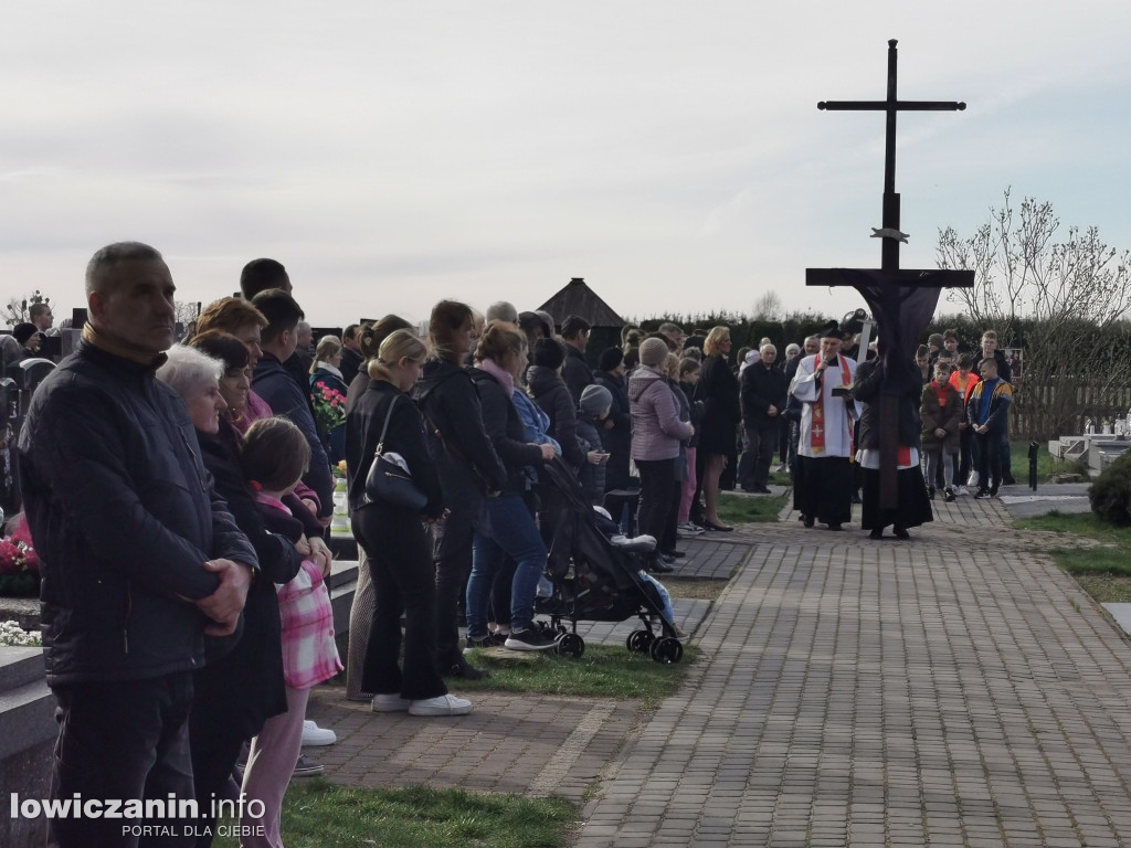 Droga krzyżowa w Boczkach Chełmońskich