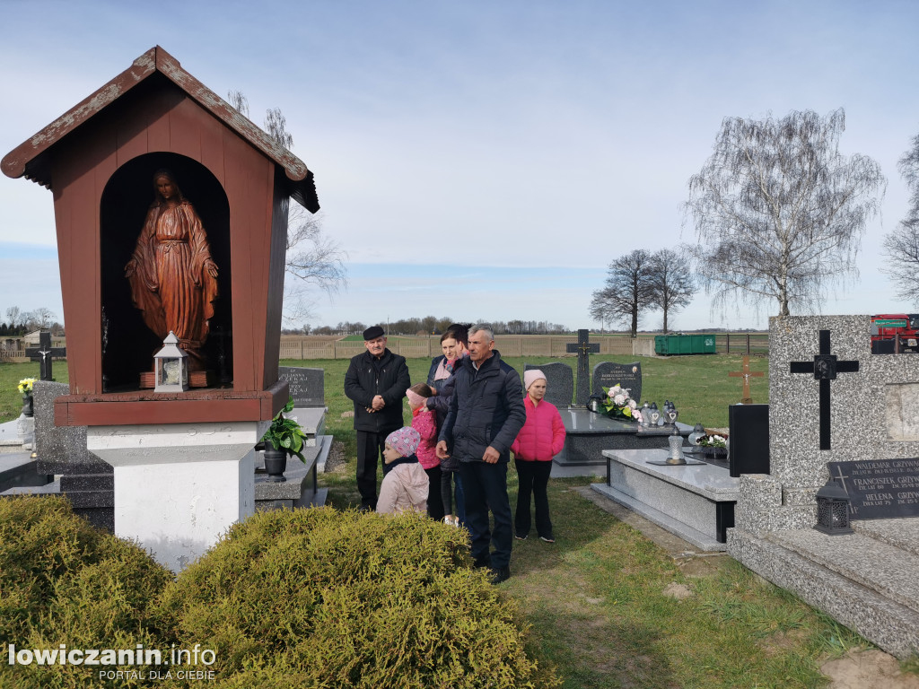 Droga krzyżowa w Boczkach Chełmońskich